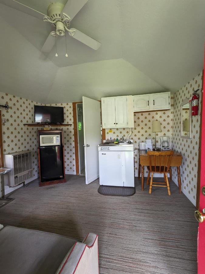 Perry'S Motel And Cottages 노스콘웨이 외부 사진